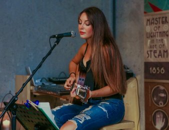 Jak wybrać procesory i efekty do gitary elektrycznej?