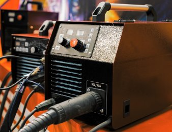 Spawarki inwertorowe jako alternatywa dla klasycznych narzędzi transformatorowych